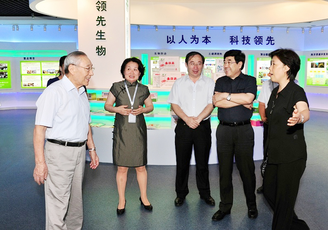 原中共中央政治局常委、原国务院副总理李岚清到我公司旅行