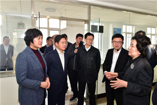 Z6尊龙凯时资讯丨河北省政协主席曹素华来我公司调研